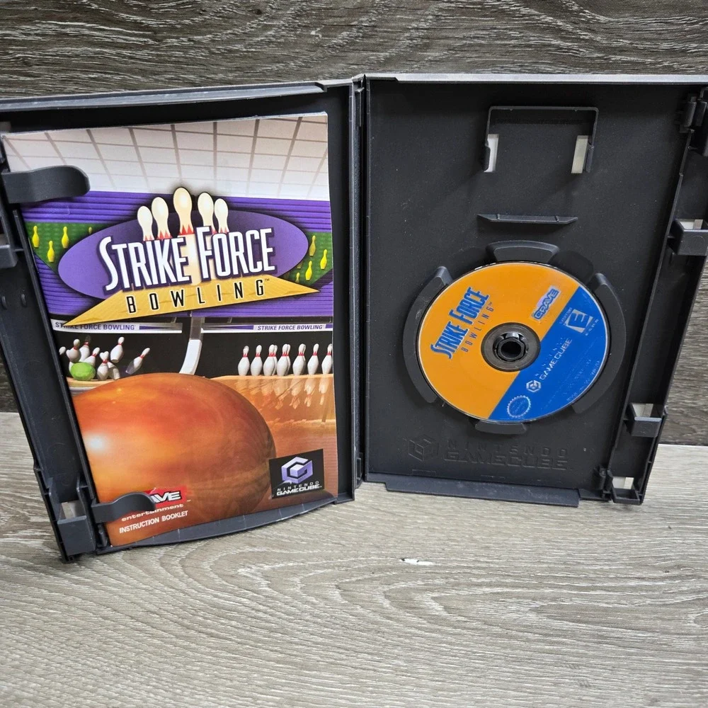 Strike Force Bowling Nintendo GameCube Game 2005 CIB Complete DOL-P-G5BE Tested